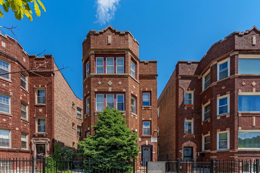 1121 N LeClaire Avenue B, Chicago, IL 60651