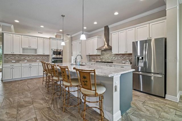 6122 WATERCOLOR DRIVE, Lithia, FL 33547