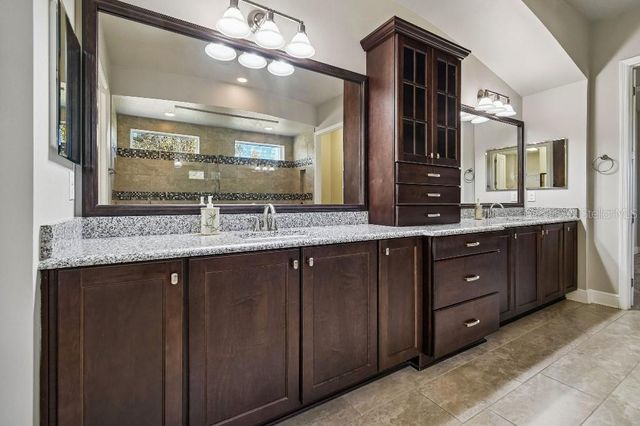 6122 WATERCOLOR DRIVE, Lithia, FL 33547