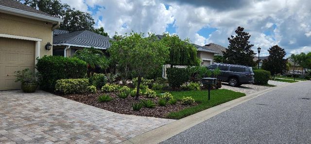 6122 WATERCOLOR DRIVE, Lithia, FL 33547