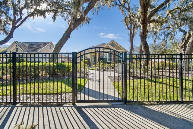 6122 WATERCOLOR DRIVE, Lithia, FL 33547