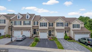 51 LUKENS MILL DR #160, Coatesville, PA 19320