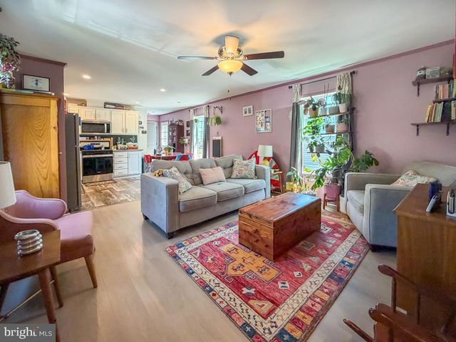 1119 ANDERS DR, Morrisville, PA 19067