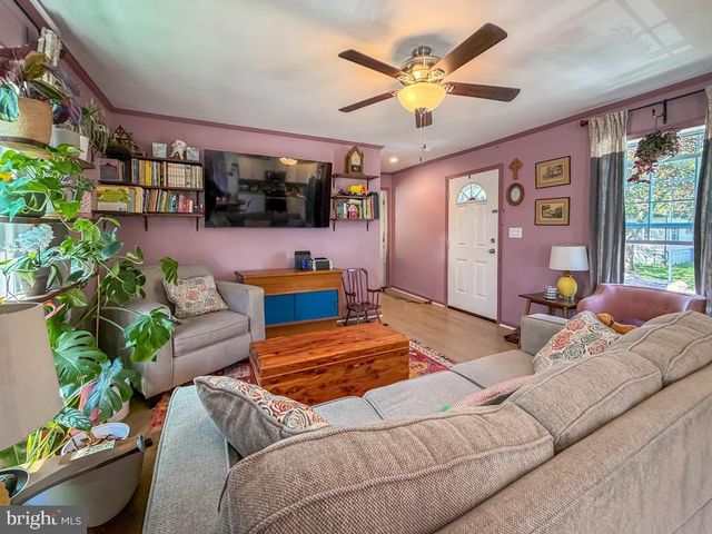 1119 ANDERS DR, Morrisville, PA 19067
