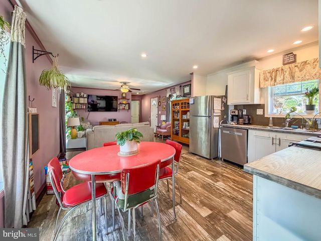 1119 ANDERS DR, Morrisville, PA 19067