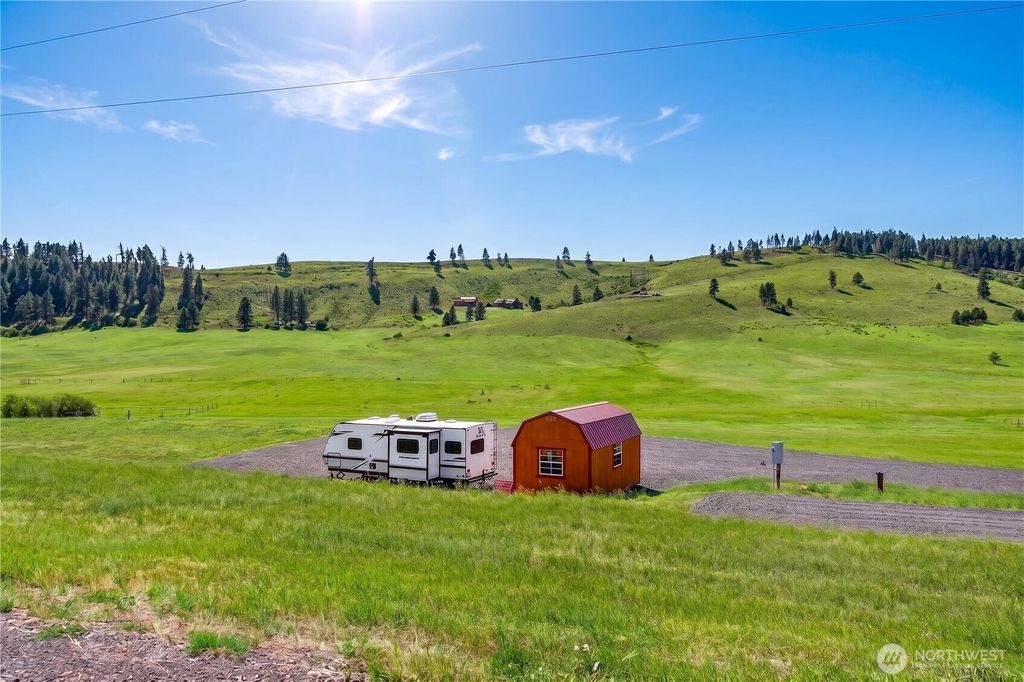 1541 Bettas Road, Cle Elum, WA 98922