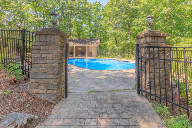 1558 Powder Springs Circle, Flintstone, GA 30725