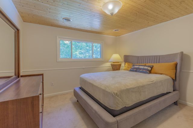 1558 Powder Springs Circle, Flintstone, GA 30725