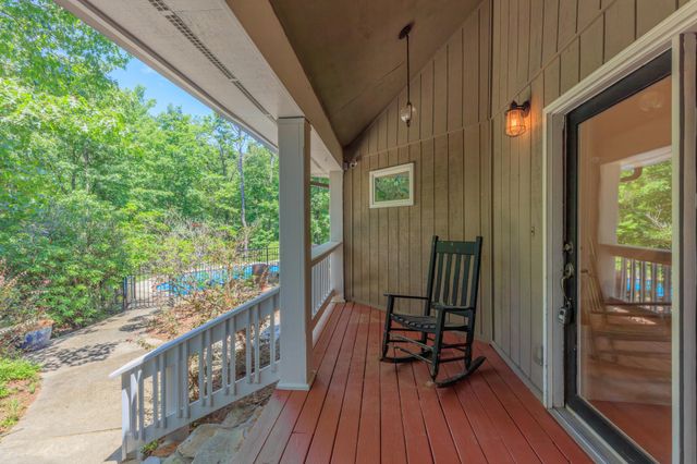 1558 Powder Springs Circle, Flintstone, GA 30725