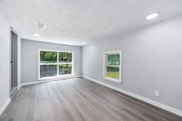 810 Clinton Park Street, Houston, TX 77029