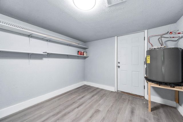 810 Clinton Park Street, Houston, TX 77029