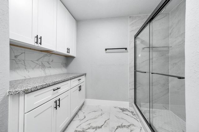 810 Clinton Park Street, Houston, TX 77029