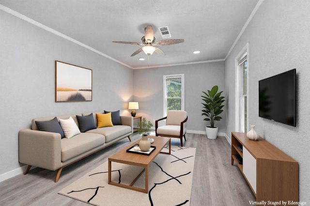 810 Clinton Park Street, Houston, TX 77029