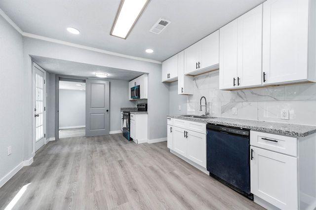 810 Clinton Park Street, Houston, TX 77029