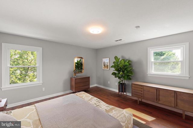 405 SPRING HOLLOW RD, Woodstock, VA 22664