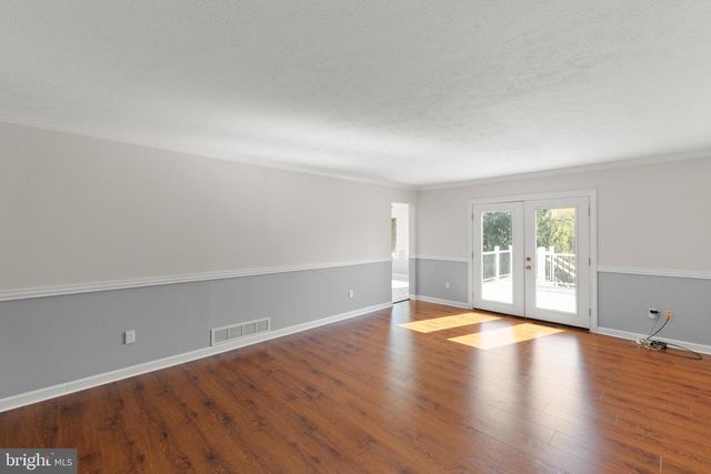 405 SPRING HOLLOW RD, Woodstock, VA 22664