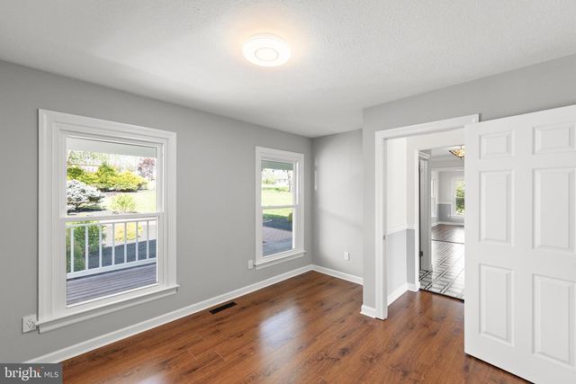 405 SPRING HOLLOW RD, Woodstock, VA 22664