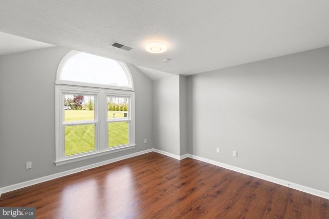 405 SPRING HOLLOW RD, Woodstock, VA 22664