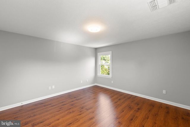 405 SPRING HOLLOW RD, Woodstock, VA 22664