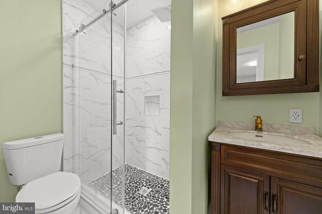 405 SPRING HOLLOW RD, Woodstock, VA 22664