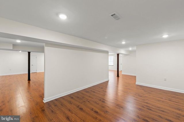 405 SPRING HOLLOW RD, Woodstock, VA 22664