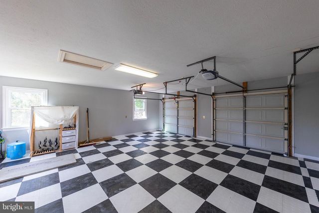 405 SPRING HOLLOW RD, Woodstock, VA 22664