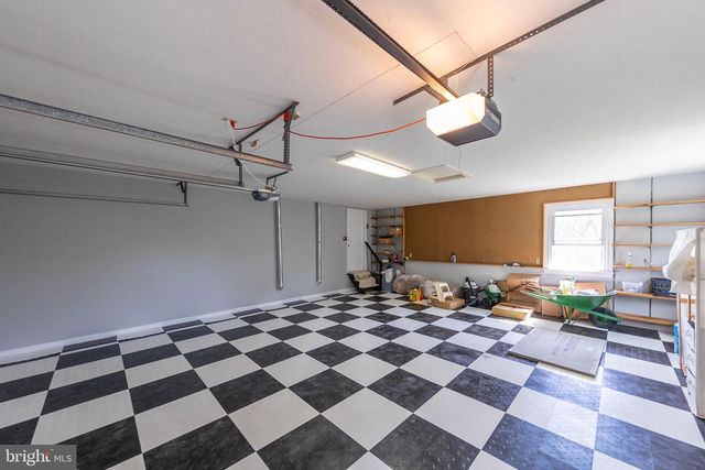 405 SPRING HOLLOW RD, Woodstock, VA 22664