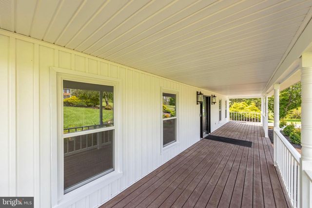 405 SPRING HOLLOW RD, Woodstock, VA 22664