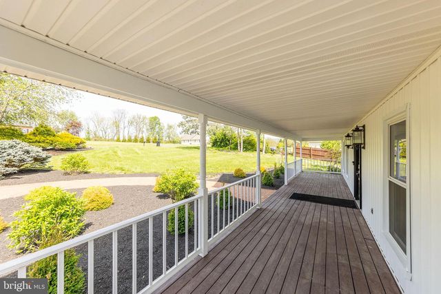 405 SPRING HOLLOW RD, Woodstock, VA 22664