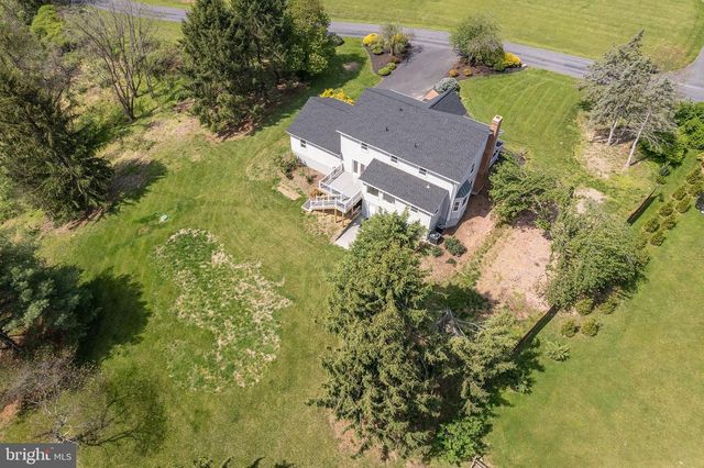 405 SPRING HOLLOW RD, Woodstock, VA 22664