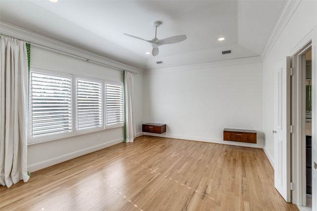 3179 Armstrong Avenue, Dallas, TX 75205