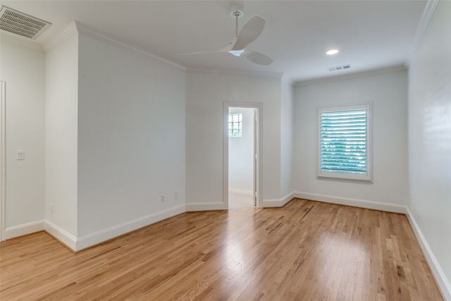 3179 Armstrong Avenue, Dallas, TX 75205