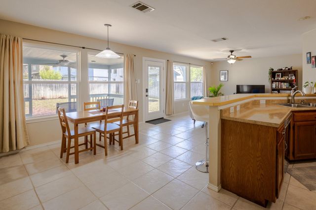 904 Brook Meadow TRL, Cedar Park, TX 78613