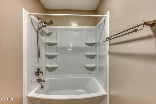 520 Fleetwood Court D, Kingsport, TN 37660