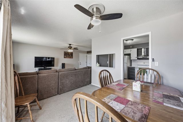 4561 Maureen Drive SE 42, Cedar Rapids, IA 52403