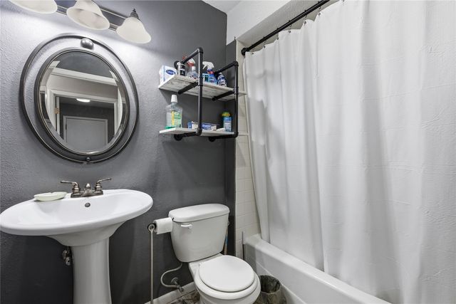 4561 Maureen Drive SE 42, Cedar Rapids, IA 52403