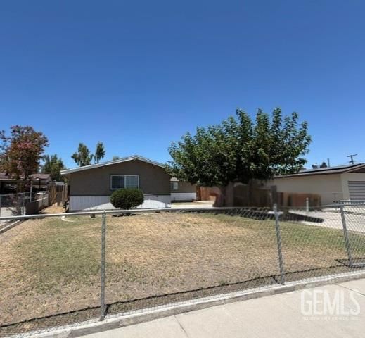 3527 Balboa Drive, Bakersfield, CA 93304