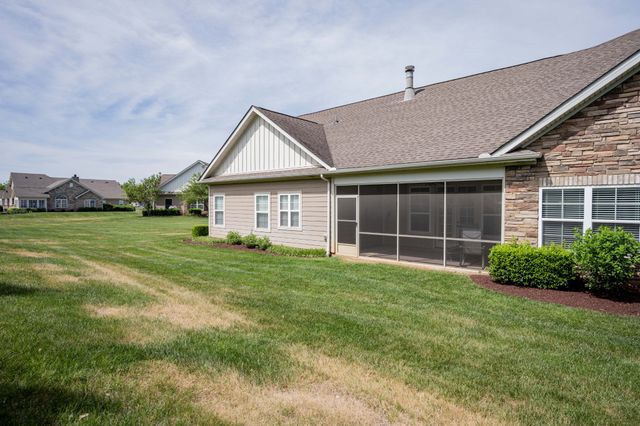 2135 Stonecenter Ln, Murfreesboro, TN 37128