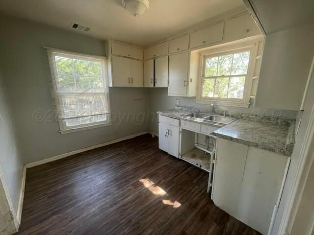 3801 S JACKSON Street, Amarillo, TX 79110