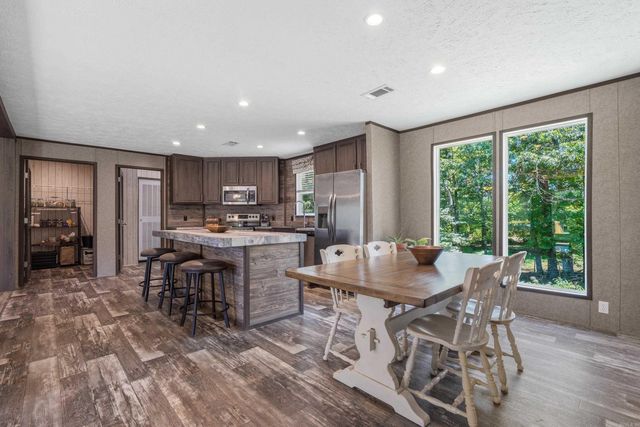 327 Nomoe Rd., Royal, AR 71968
