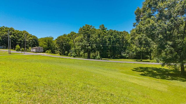 327 Nomoe Rd., Royal, AR 71968