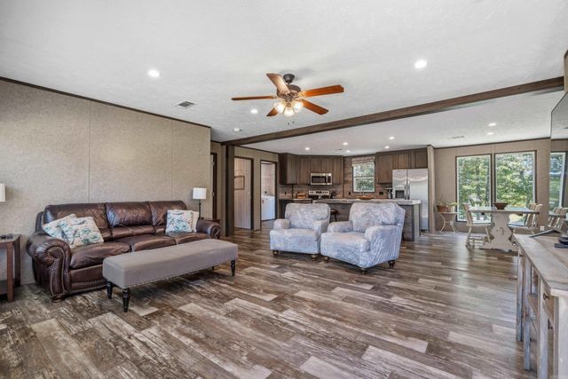327 Nomoe Rd., Royal, AR 71968