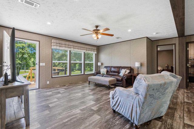 327 Nomoe Rd., Royal, AR 71968