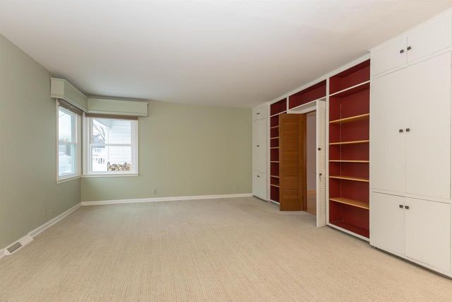 1616 HICKORY STREET, Oshkosh, WI 54901