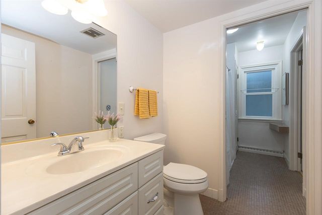 1616 HICKORY STREET, Oshkosh, WI 54901