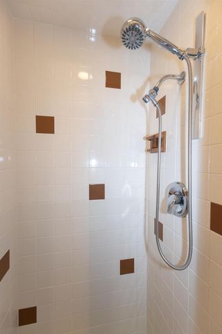 1616 HICKORY STREET, Oshkosh, WI 54901