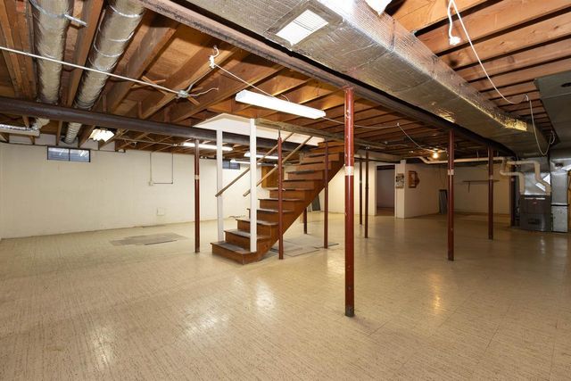 1616 HICKORY STREET, Oshkosh, WI 54901