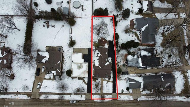 1616 HICKORY STREET, Oshkosh, WI 54901