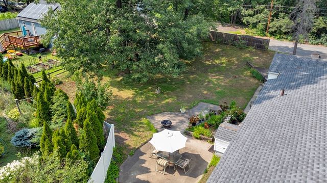 54 Colbert St, Leominster, MA 01453