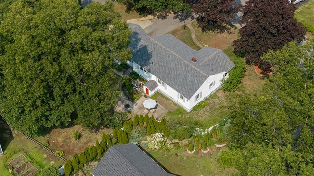 54 Colbert St, Leominster, MA 01453